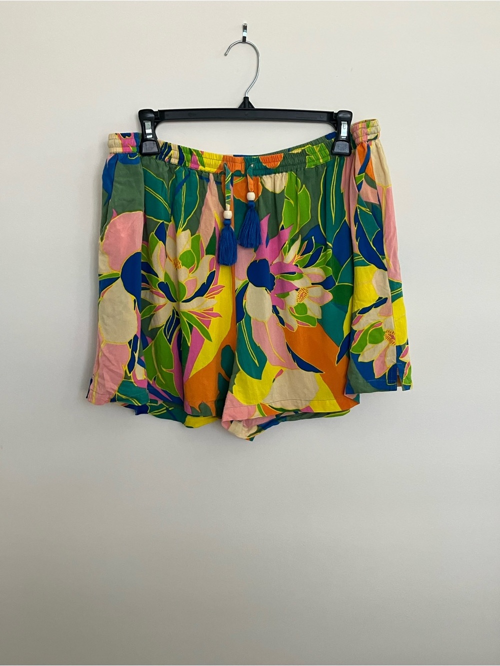 High-Waist Floral Print Women's Shorts in Multicolor